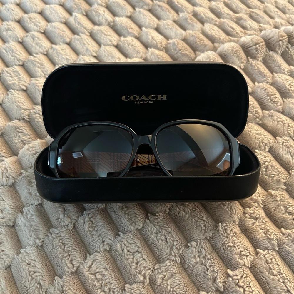 Coach Black Oversized Sunglasses with Gradient Lenses
